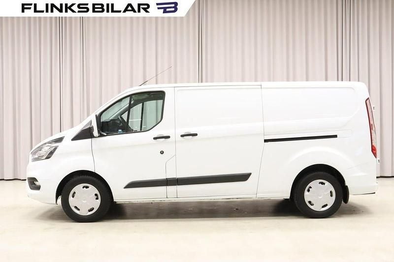 Silver metallic Begagnad 2020 Ford Transit Custom Van | 179 900 kr (Marknadspris) - Bild 1/4