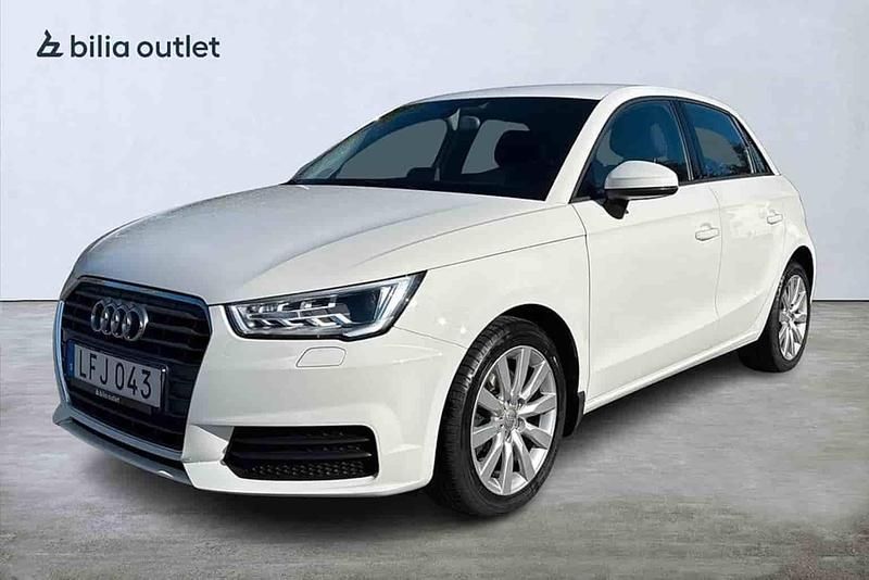 Vit Begagnad 2018 Audi A1 Sportback Halvkombi | 149 900 kr - Bild 1/1