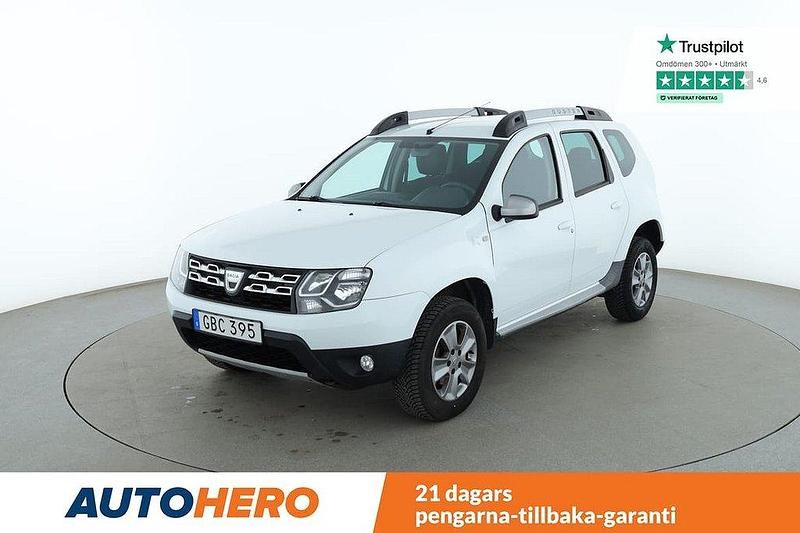 Vit Begagnad 2015 Dacia Duster SUV | 84 000 kr (Lite dyr) - Bild 1/4