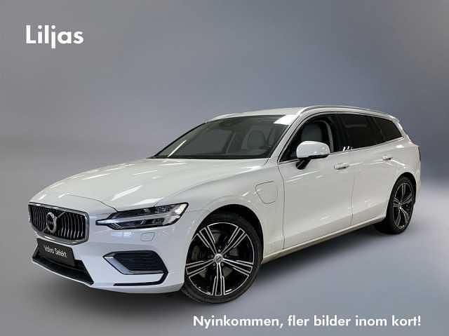 Vit Begagnad 2021 Volvo V60 Inscription Kombi | 349 000 kr (Superpris) - Bild 1/3