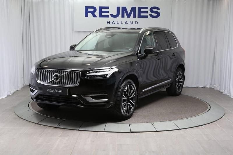 Begagnad Volvo XC90 Plus 462 HK (339 kW) 2024 Svart SUV