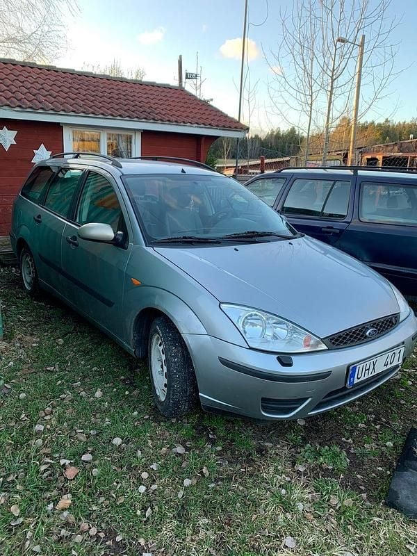 Begagnad 2004 Ford Focus Kombi | 6 000 kr (Bra pris) - Bild 1/3