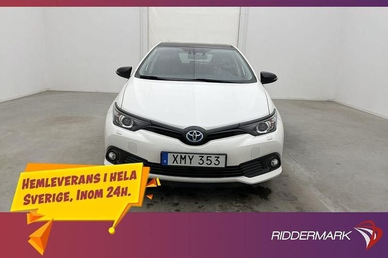 Begagnad Toyota Auris Hybrid Comfort 136 HK (100 kW) 2018 Vit Halvkombi