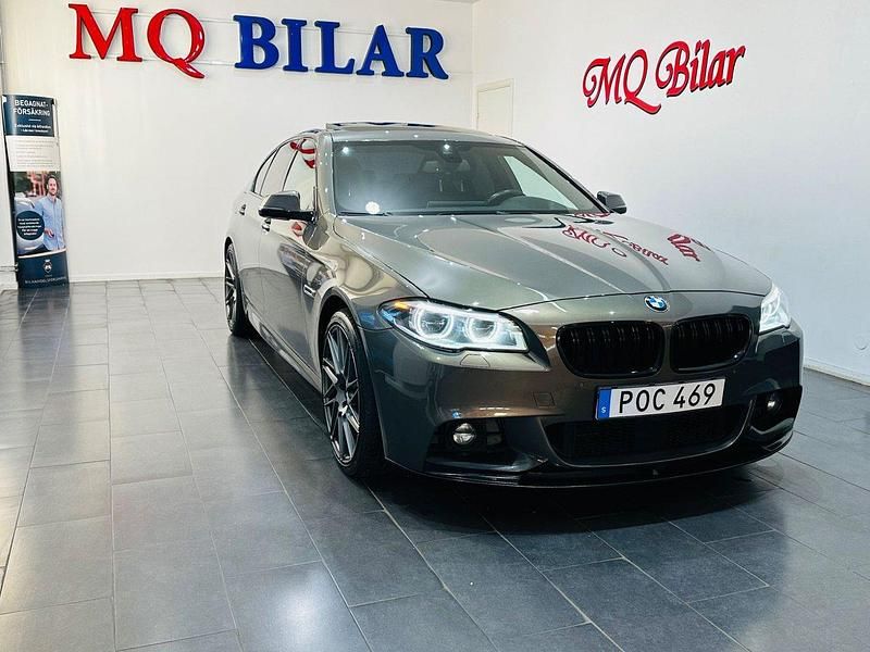 Ljusbrun Begagnad 2015 BMW 530 M Sport Sedan | 249 900 kr (Lite dyr) - Bild 1/4