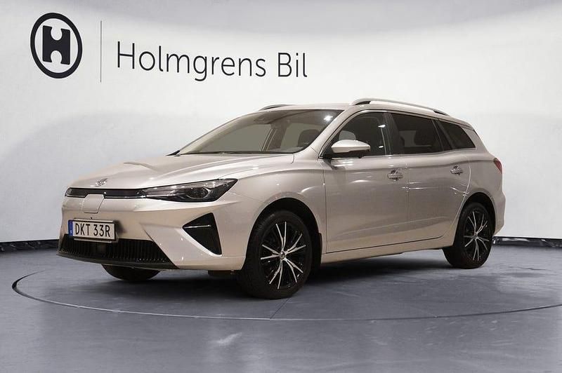 Begagnad MG MG5 EV Long Range Luxury 114 kW (156 HK) 2022 Medael silver Kombi