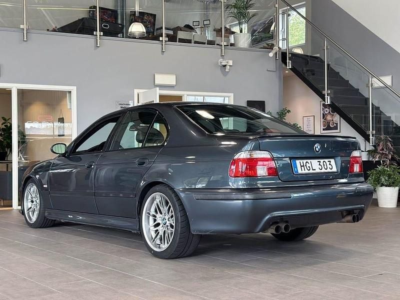 Begagnad BMW M5 400 HK (294 kW) 1999 Grå Sedan