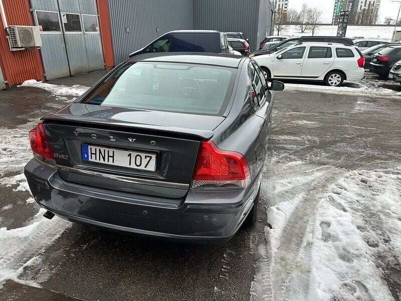 Begagnad Volvo S60 141 HK (103 kW) 2008 Grå Sedan