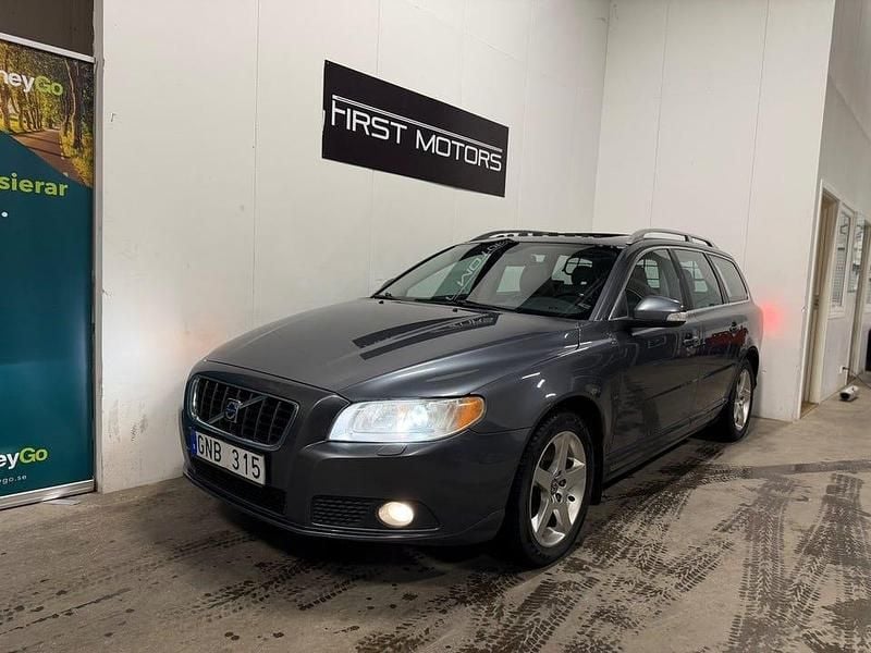 Begagnad Volvo V70 Summum 238 HK (175 kW) 2007 Grå Kombi