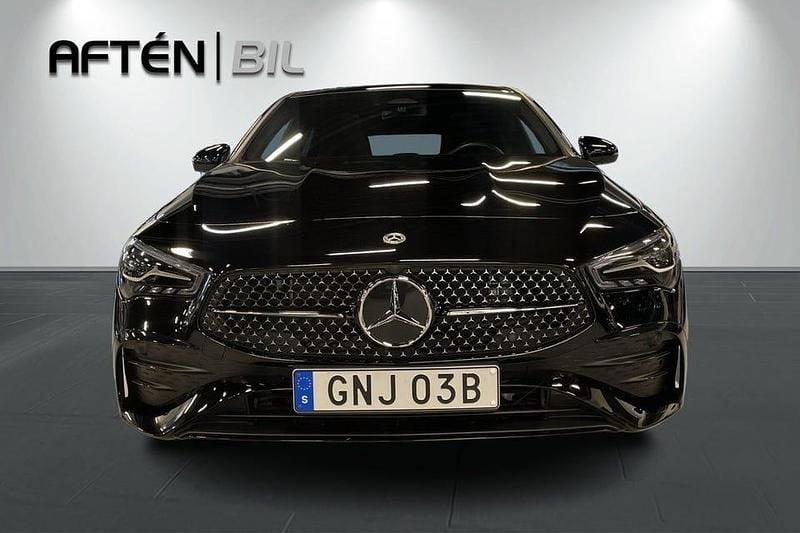 Begagnad Mercedes CLA250 Shooting Brake AMG line 218 HK (160 kW) 2025 Night black Kombi