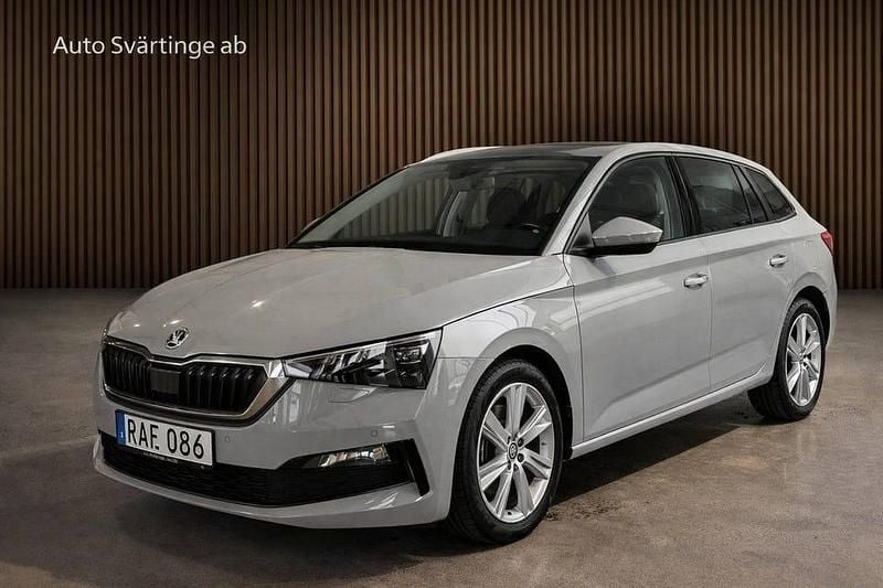 Begagnad Skoda Scala Style 111 HK (81 kW) 2022 Grå Halvkombi