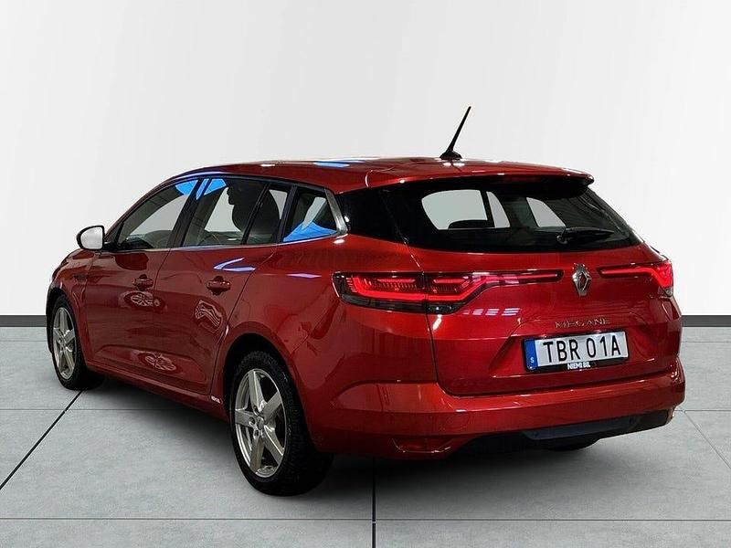 Begagnad Renault Mégane IV 140 HK (102 kW) 2023 Röd Kombi