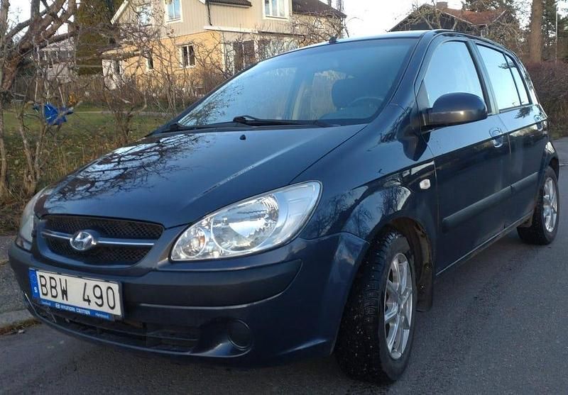 Grå Begagnad 2007 Hyundai Getz Halvkombi | 14 500 kr (Superpris) - Bild 1/4