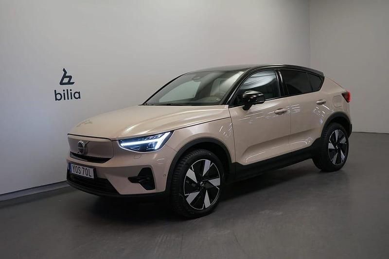 Ljusbrun Begagnad 2024 Volvo EC40 Ultra SUV | 499 500 kr (Dyr) - Bild 1/3