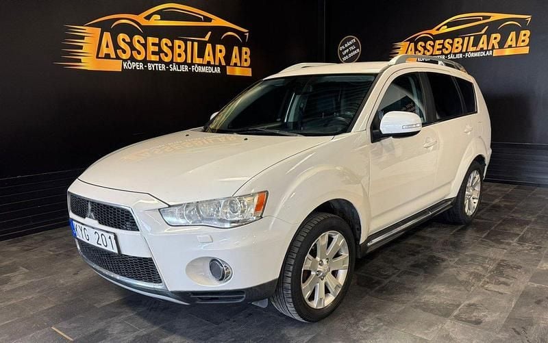 Vit Begagnad 2010 Mitsubishi Outlander SUV | 59 900 kr (Marknadspris) - Bild 1/1