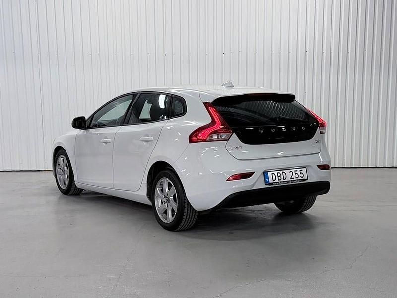 Begagnad Volvo V40 116 HK (85 kW) 2014 Vit