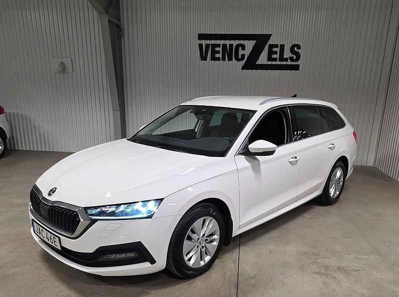Begagnad Skoda Octavia Ambition 116 HK (85 kW) 2022 Vit Kombi