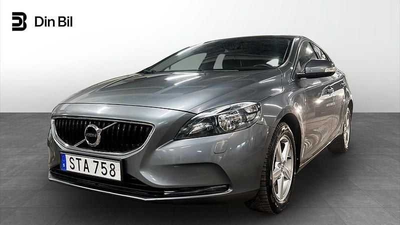 Begagnad Volvo V40 Business Edition 122 HK (89 kW) 2017 Grå Halvkombi
