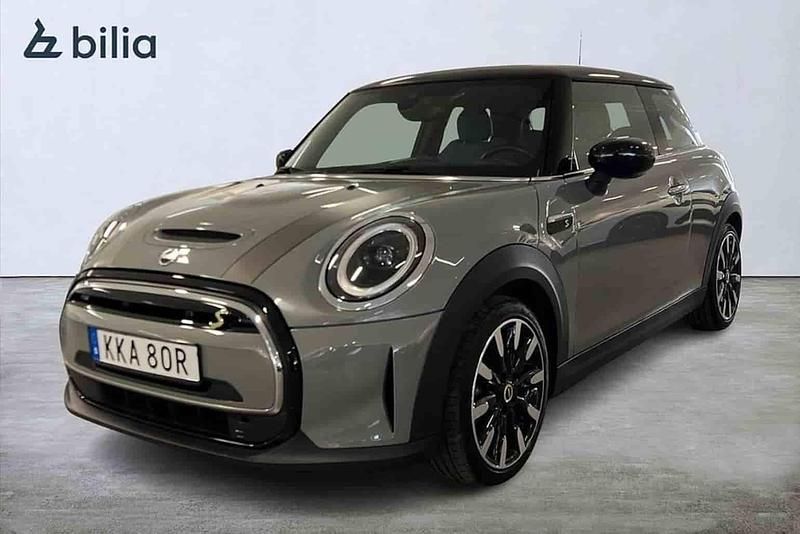 Grå Begagnad 2023 Mini Cooper SE Halvkombi | 199 900 kr - Bild 1/1
