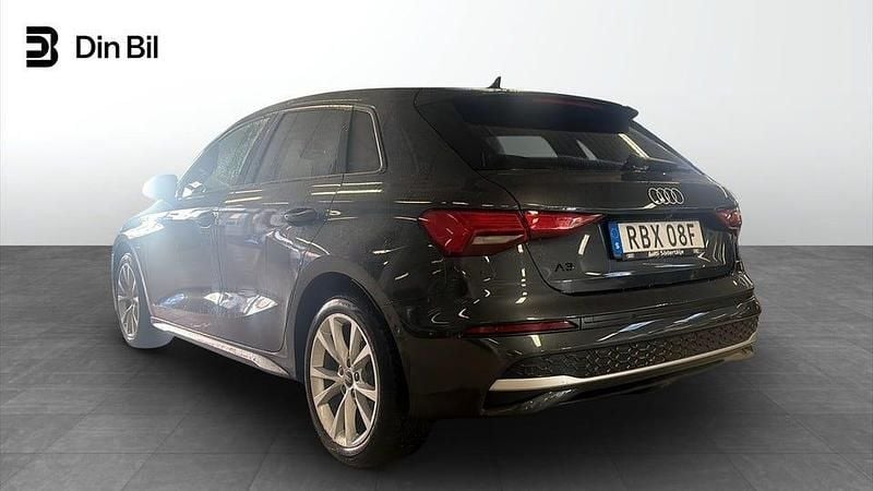 Begagnad Audi A3 Advanced Plus 204 HK (150 kW) 2025 Grå Halvkombi