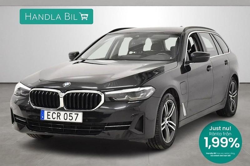 Svart Begagnad 2021 BMW 530e Kombi | 359 900 kr (Bra pris) - Bild 1/3