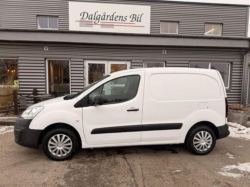 Begagnad Citroën Berlingo 75 HK (55 kW) 2017 Vit Minibuss