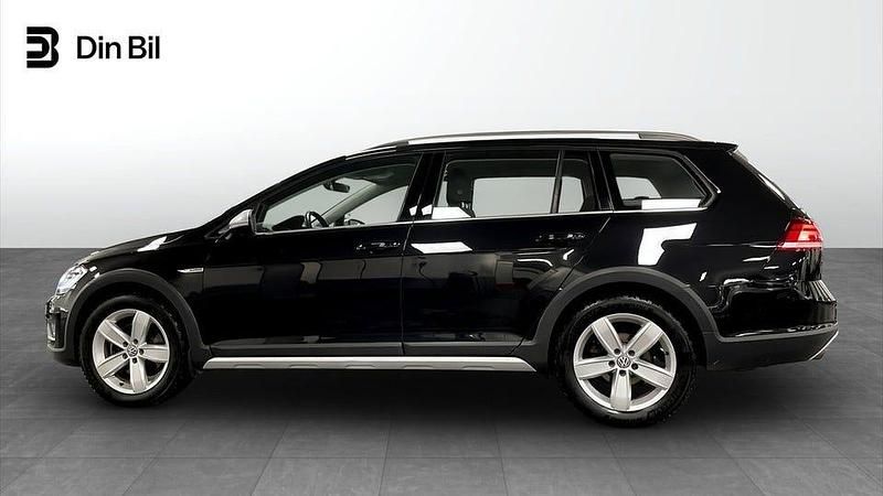 Begagnad VW Golf Alltrack 180 HK (132 kW) 2018 Svart Kombi