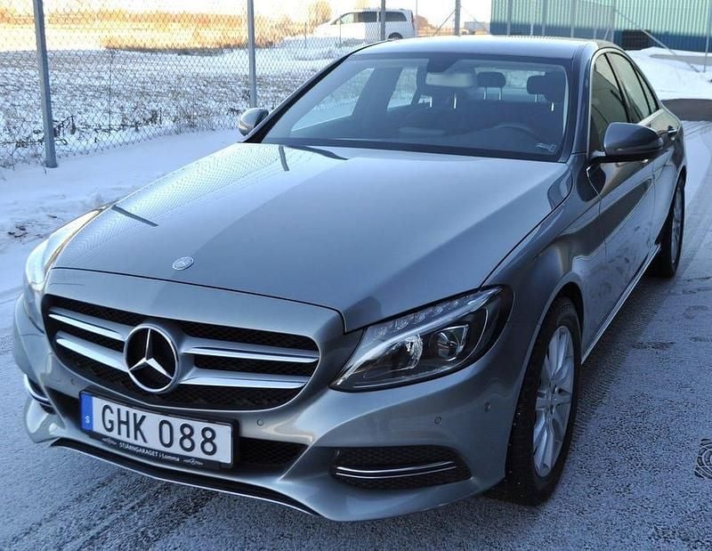 Begagnad Mercedes C220 Avantgarde 170 HK (125 kW) 2014 Silver Sedan