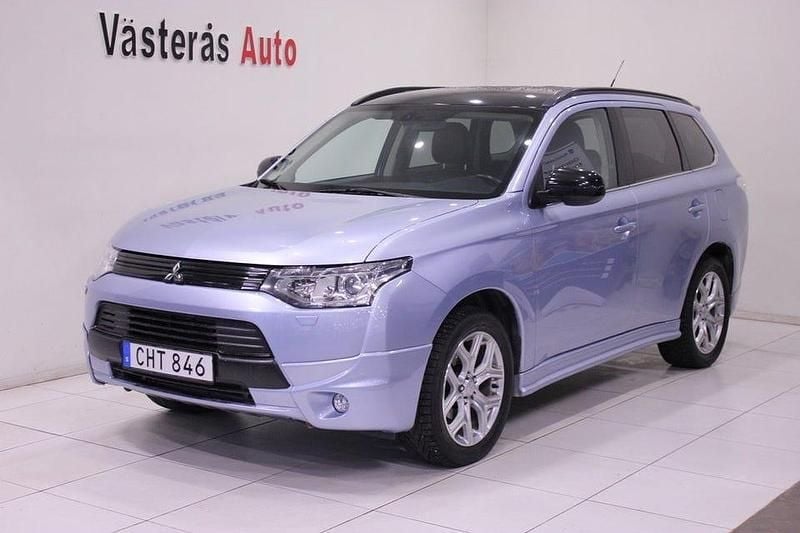 Blå Begagnad 2014 Mitsubishi Outlander SUV | 124 000 kr (Bra pris) - Bild 1/4