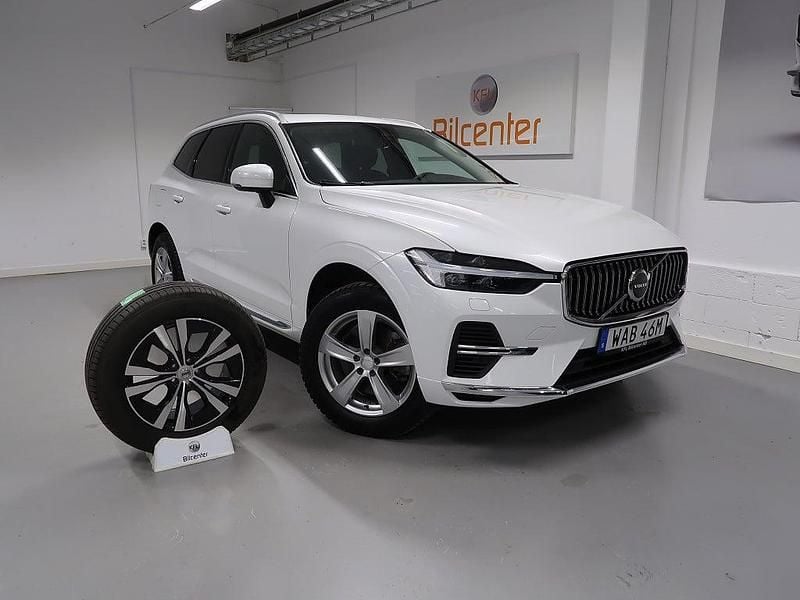 Vit Begagnad 2022 Volvo XC60 SUV | 399 900 kr (Bra pris) - Bild 1/3