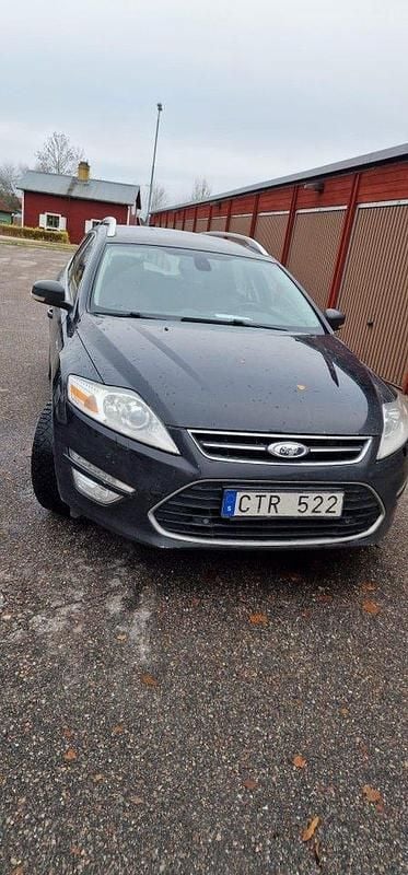 Svart Begagnad 2011 Ford Mondeo Business Edition Kombi | 36 000 kr (Marknadspris) - Bild 1/4