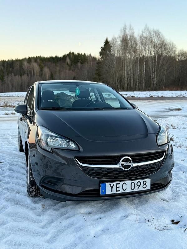 Mörkgrå Begagnad 2016 Opel Corsa Halvkombi | 66 000 kr (Marknadspris) - Bild 1/4