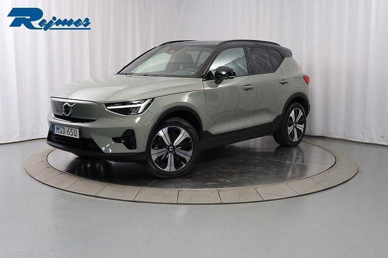 Grön Begagnad 2023 Volvo XC40 Ultimate SUV | 409 900 kr - Bild 1/4