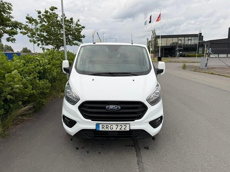 Begagnad Ford Transit Custom 130 HK (95 kW) 2018