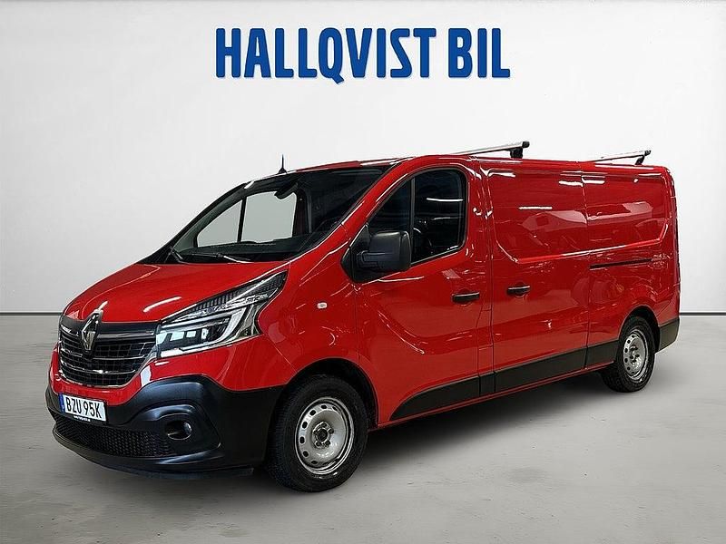 Röd Begagnad 2021 Renault Trafic Minibuss | 219 900 kr (Bra pris) - Bild 1/4