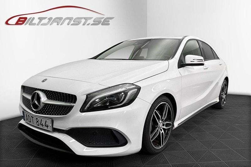 Vit Begagnad 2018 Mercedes A180 AMG Halvkombi | 209 900 kr (Marknadspris) - Bild 1/4