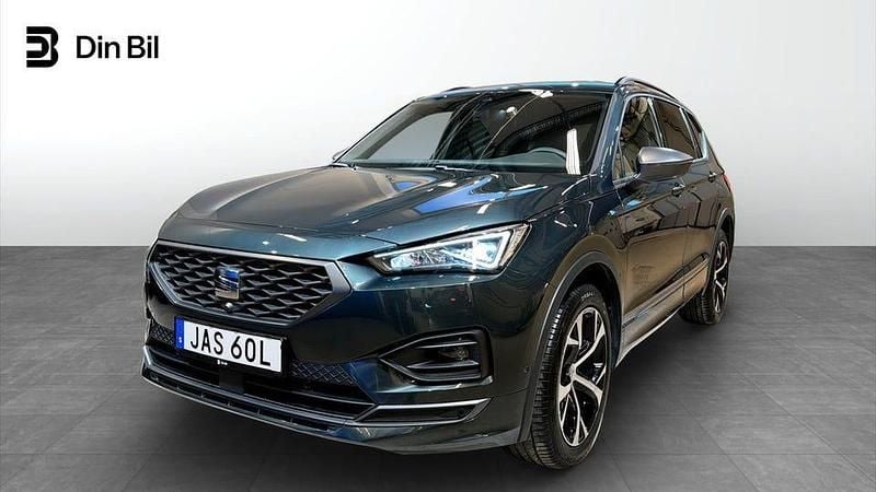 Mörkgrön Begagnad 2024 Seat Tarraco 4Drive SUV | 439 900 kr (Lite dyr) - Bild 1/4
