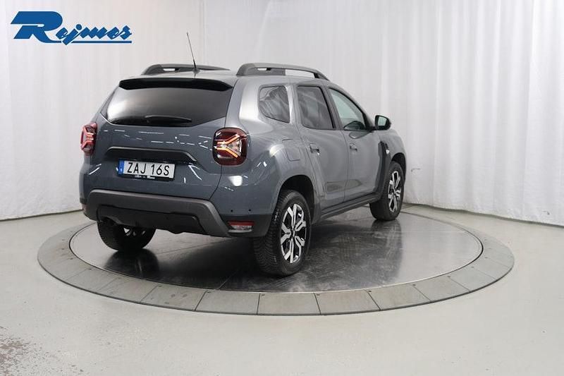 Begagnad Dacia Duster Extreme 150 HK (110 kW) 2023 Grå SUV