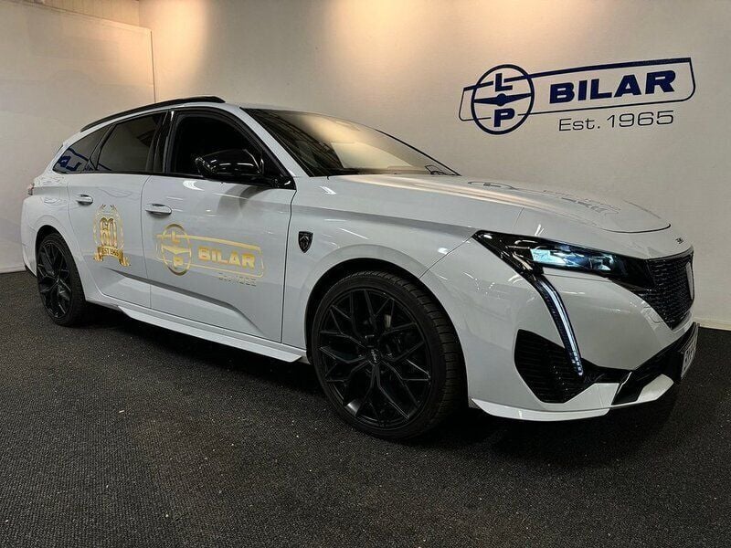 Vit Begagnad 2024 Peugeot 308 GTi Kombi | 339 000 kr (Lite dyr) - Bild 1/4