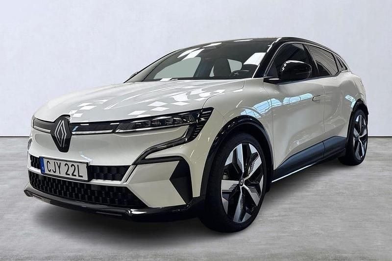 Vit Begagnad 2022 Renault Mégane IV Techno Halvkombi | 289 900 kr (Dyr) - Bild 1/4