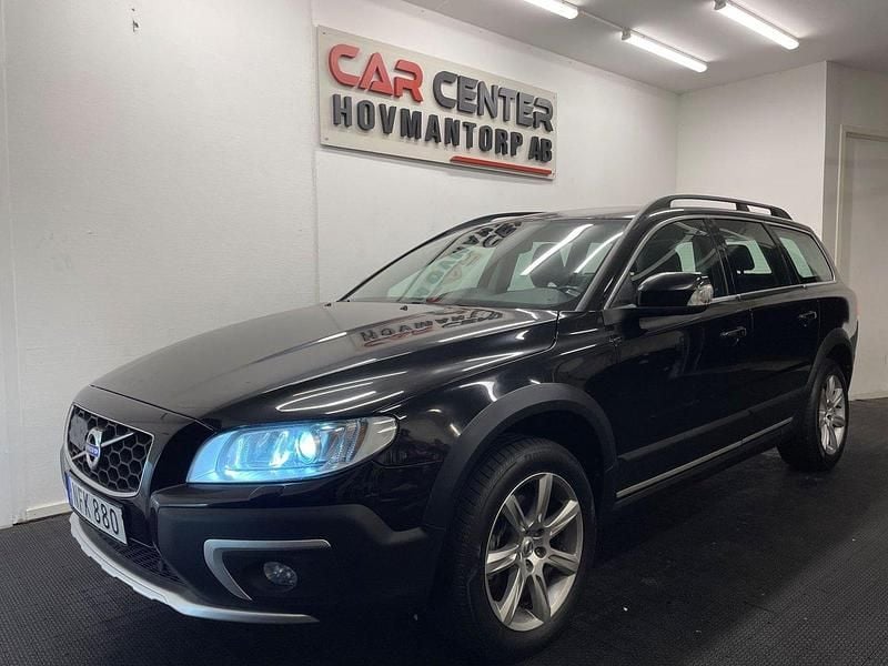 Svart Begagnad 2016 Volvo XC70 Standard SUV | 169 900 kr (Bra pris) - Bild 1/4