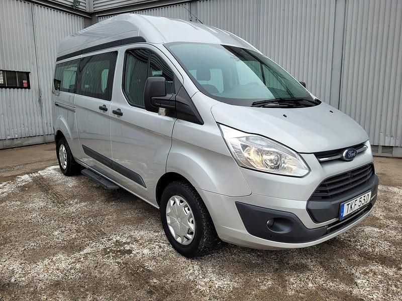 Begagnad Ford Transit Custom 131 HK (96 kW) 2017 Grå Kombi