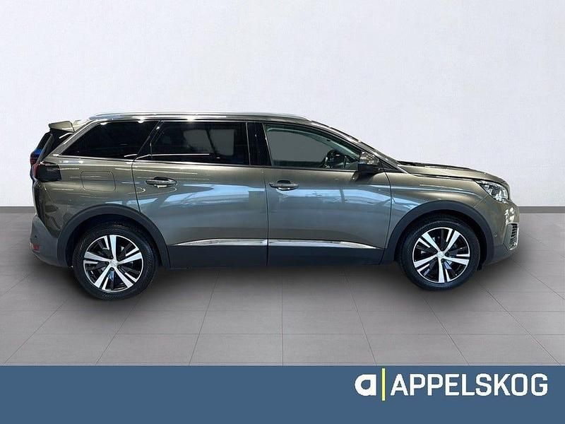 Begagnad Peugeot 5008 Allure 131 HK (96 kW) 2017 Okänd Minibuss