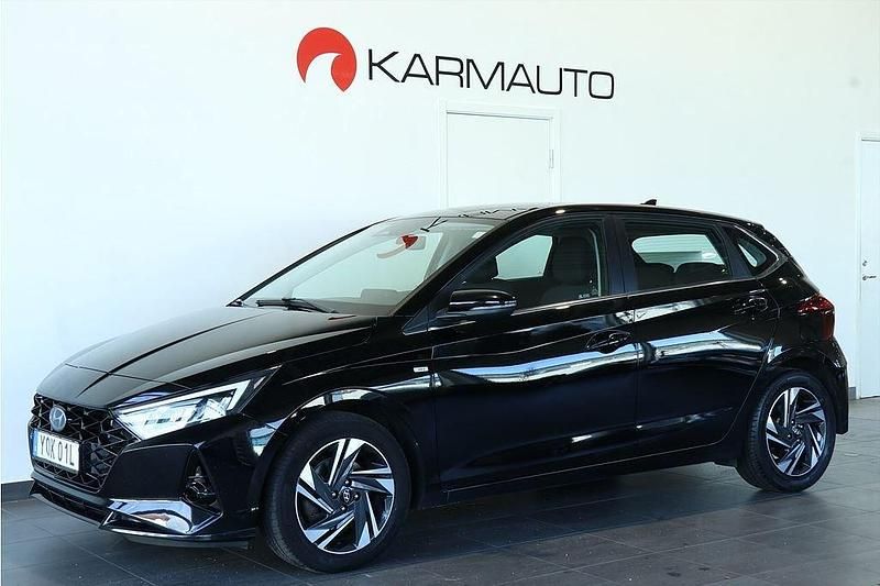 Svart Begagnad 2020 Hyundai i20 Advanced Halvkombi | 169 900 kr (Marknadspris) - Bild 1/4