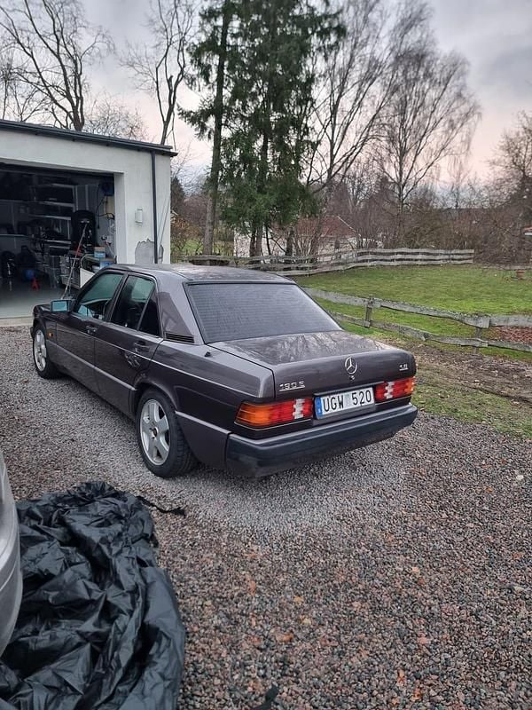 Begagnad Mercedes 190 109 HK (80 kW) 1991 Sedan