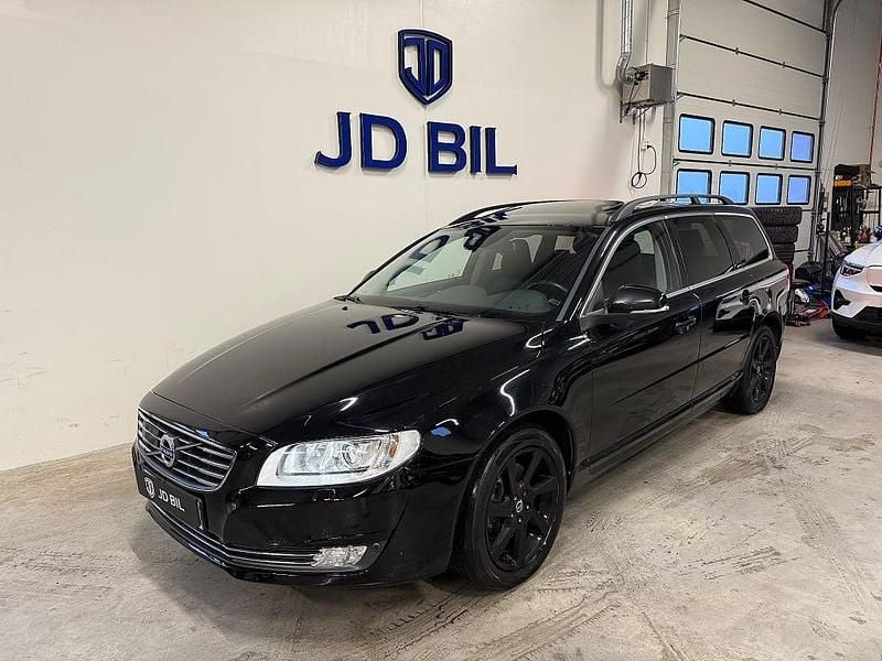 Begagnad Volvo V70 Momentum 181 HK (133 kW) 2014 Svart Kombi