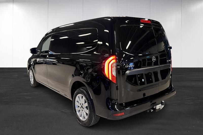 Ny Mercedes Citan 112 2025 Svart