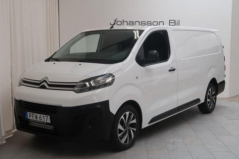 Vit Begagnad 2017 Citroën Jumpy Minibuss | 134 900 kr - Bild 1/4
