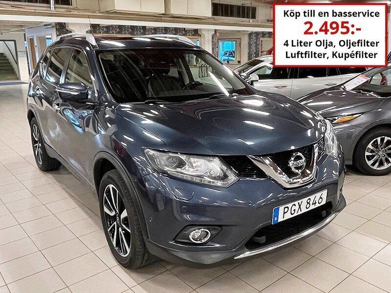 Mörkblå (mblå) Begagnad 2017 Nissan X-Trail SUV | 189 000 kr (Marknadspris) - Bild 1/4