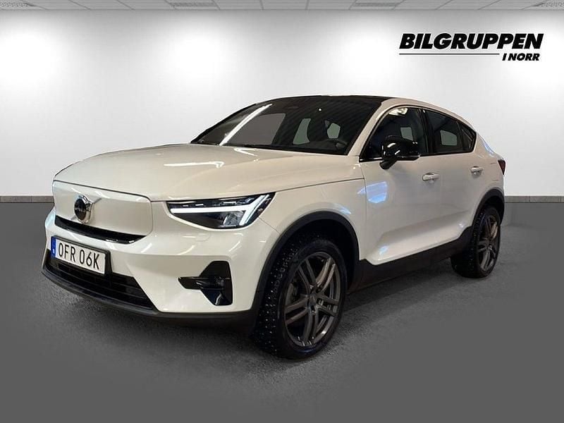 Vit Begagnad 2022 Volvo C40 Plus SUV | 379 900 kr - Bild 1/3