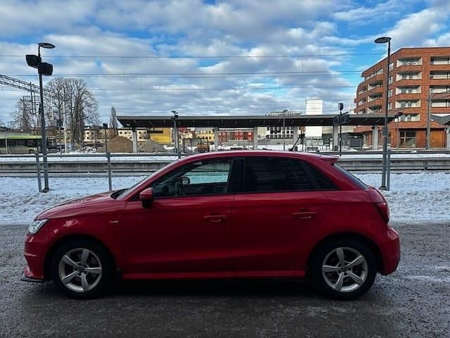 Begagnad Audi A1 Sportback 125 HK (91 kW) 2018 Halvkombi